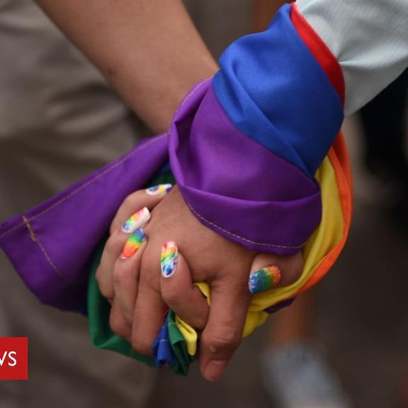 LGBT people 'fear holding hands in public'