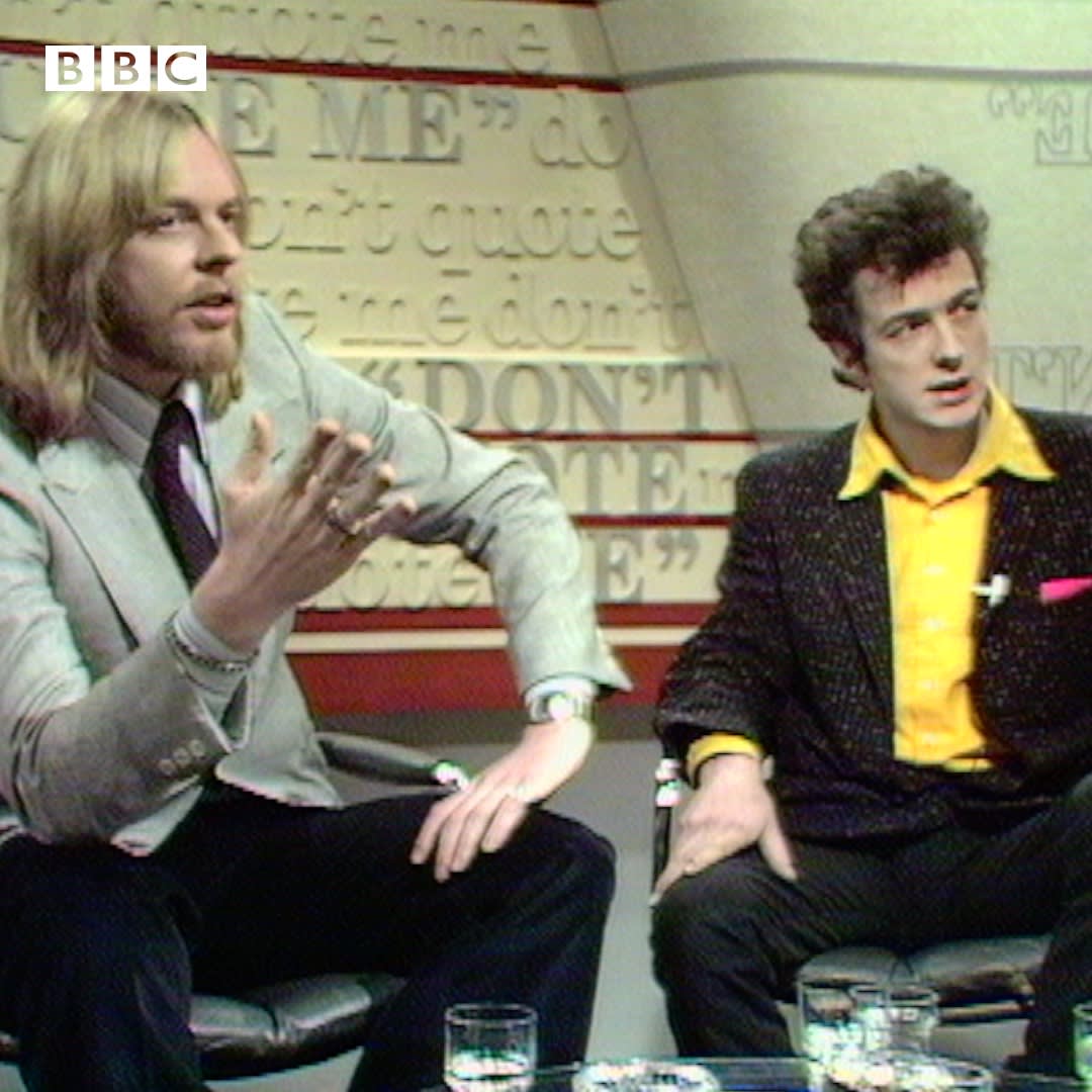 OnThisDay 1978: The Clash’s Joe Strummer and Rick Wakeman from Yes discussed the press with music journalists Nick Kent and Ray Coleman.