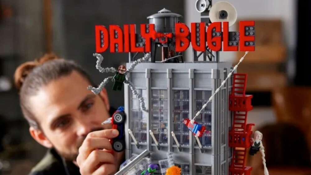 New 3,700-Piece Lego Set Recreates Spider-Man's Daily Bugle Building