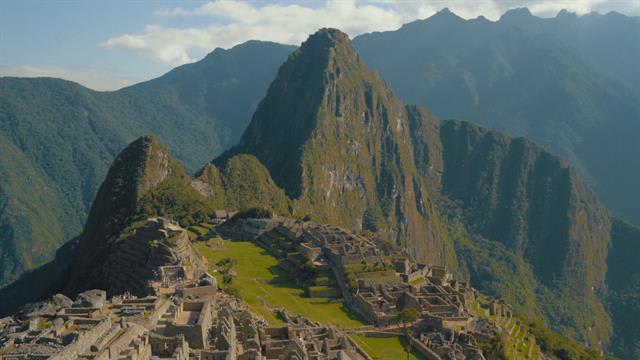 Beautiful Footage: Hiking to Machu Picchu