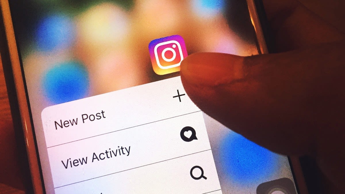Excessive social media use is like drug addiction, says new study