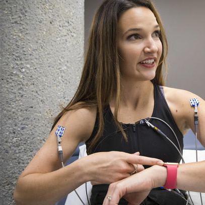 Apple Watch gets FDA-cleared EKG features