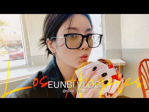 Kwon Eunbi with Lovelyz Jung Yein - Eunbi's USA Trip (Part 2): LA, Farmer's Market, Staples Center, Venice Beach, La La Land