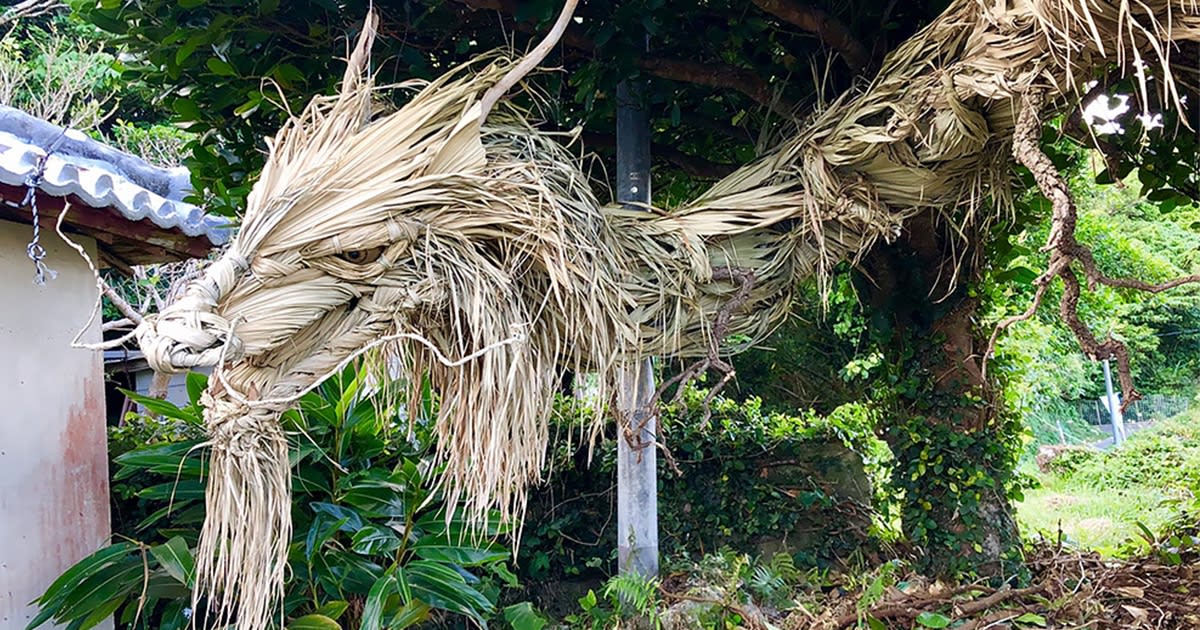 Japanese Artist Hand-Crafts Giant Dragon Sculpture From Palm Tree Leaves and Wood