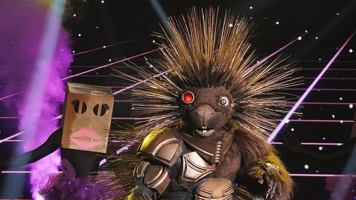 The Masked Singer judges can stop guessing Jamie Foxx now, please