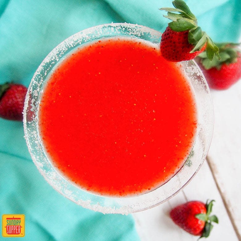 Pickled Strawberry Cocktail #SundaySupper #FLStrawberry