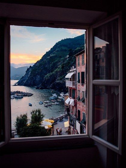 Room With a View: The Best Hotel Views Around the World