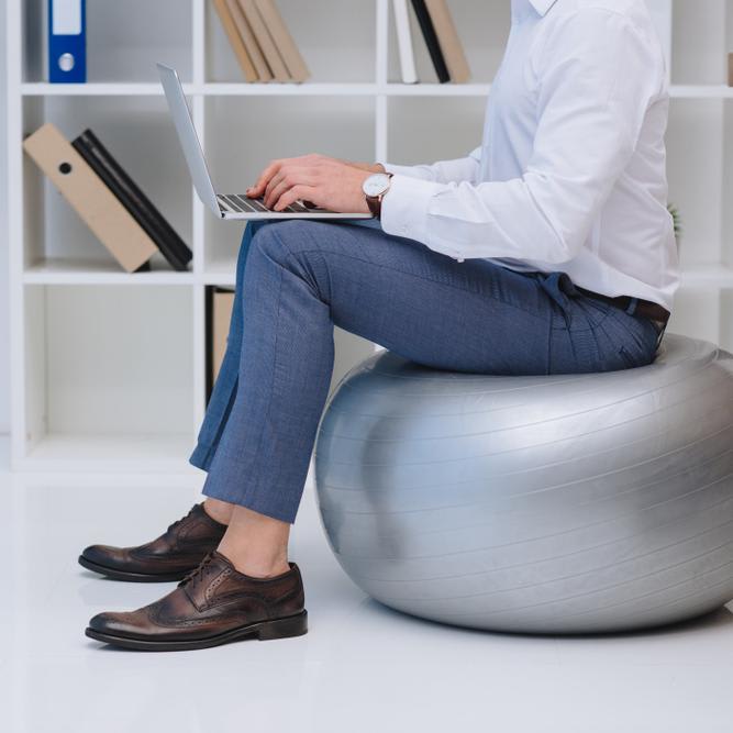 9 Benefits of Using an Exercise Ball as a Chair