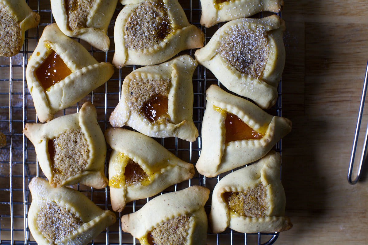 I like to approach hamantaschen as if they're tiny, folded tartlets and these, with vanilla bean, browned butter, toasted hazelnuts and dab of apricot jam are one of my favorites yet, crisp edges and complex centers.