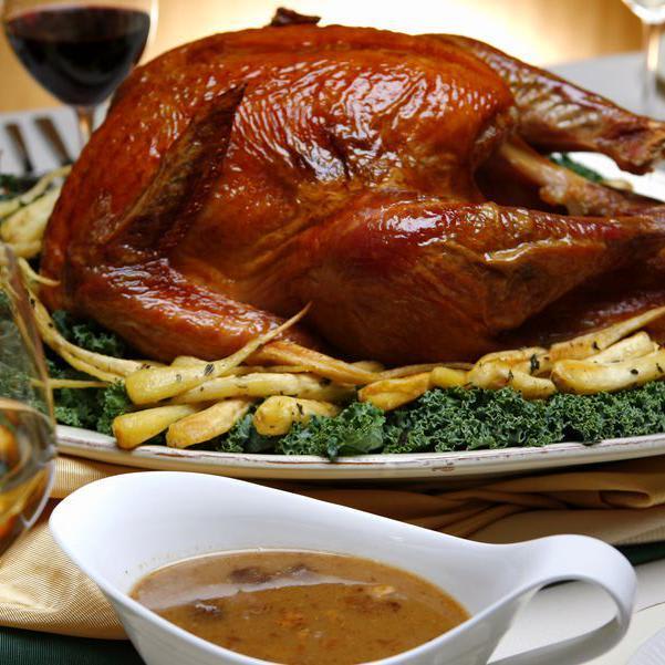 These Genius Tips Ensure A Perfect Thanksgiving Turkey Every Time