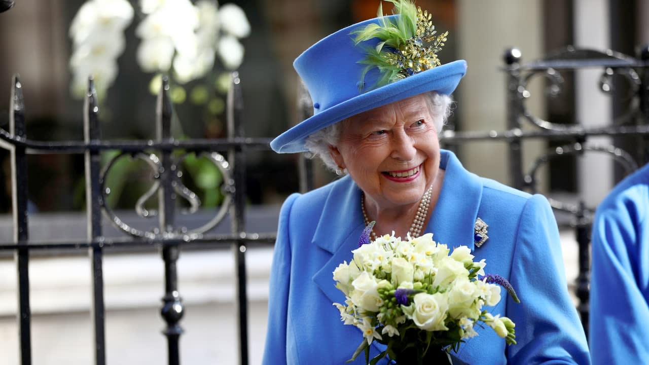 How to boost your immune system according to the Queen's pharmacist