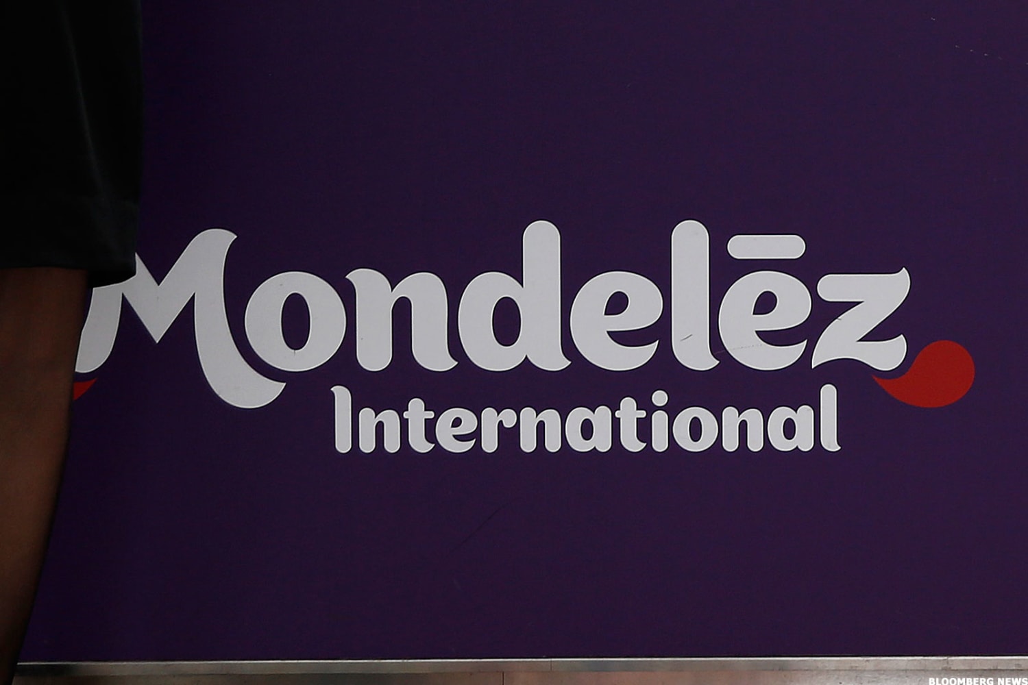 Mondelez: Will More Snacking Carry the Shares Higher?