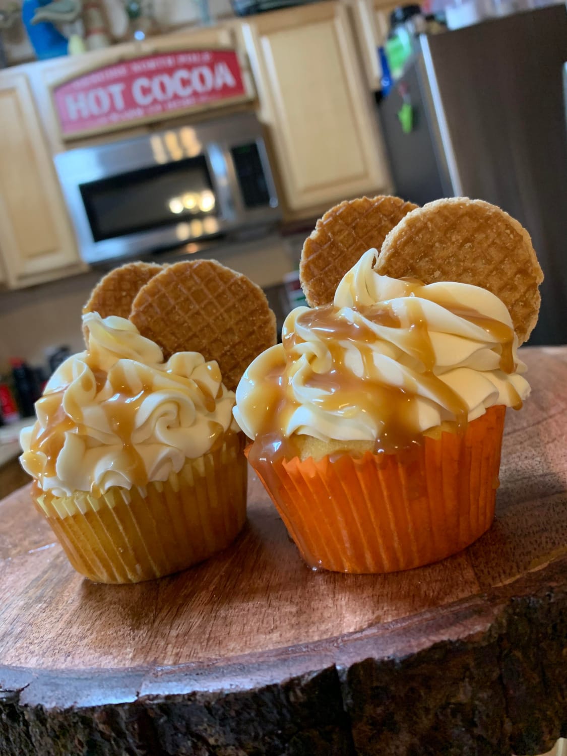 [Homemade] StroopWafel Caramel Cupcakes