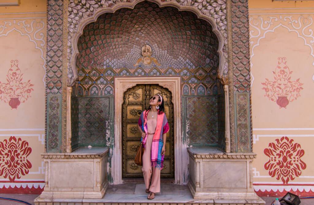 What to Wear in India for Female Travelers - Outfit Ideas that are Respectful, Comfy & Chic