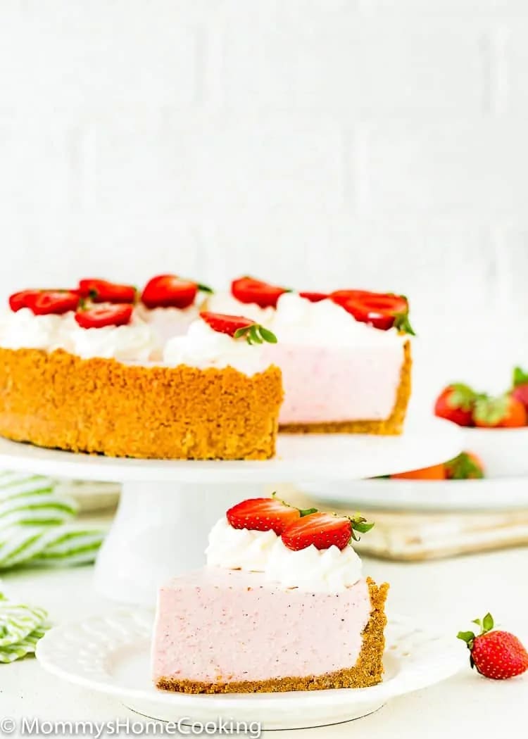 Best No-Bake Strawberry Cheesecake Recipe