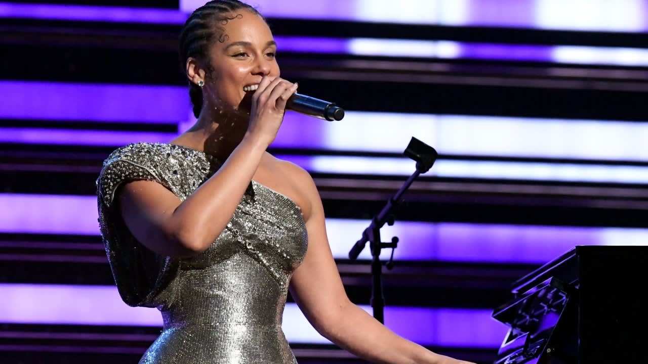See Every Single Outfit Alicia Keys Wore While Hosting 2020 GRAMMYs