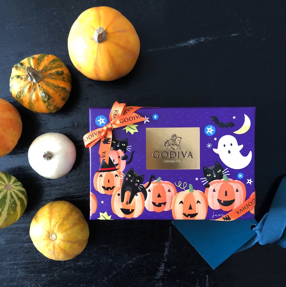 As Halloween season approaches, we are throwing it back to @missjessieford's project with @GODIVA, for the launch of their famous Halloween Magic candy boxes
