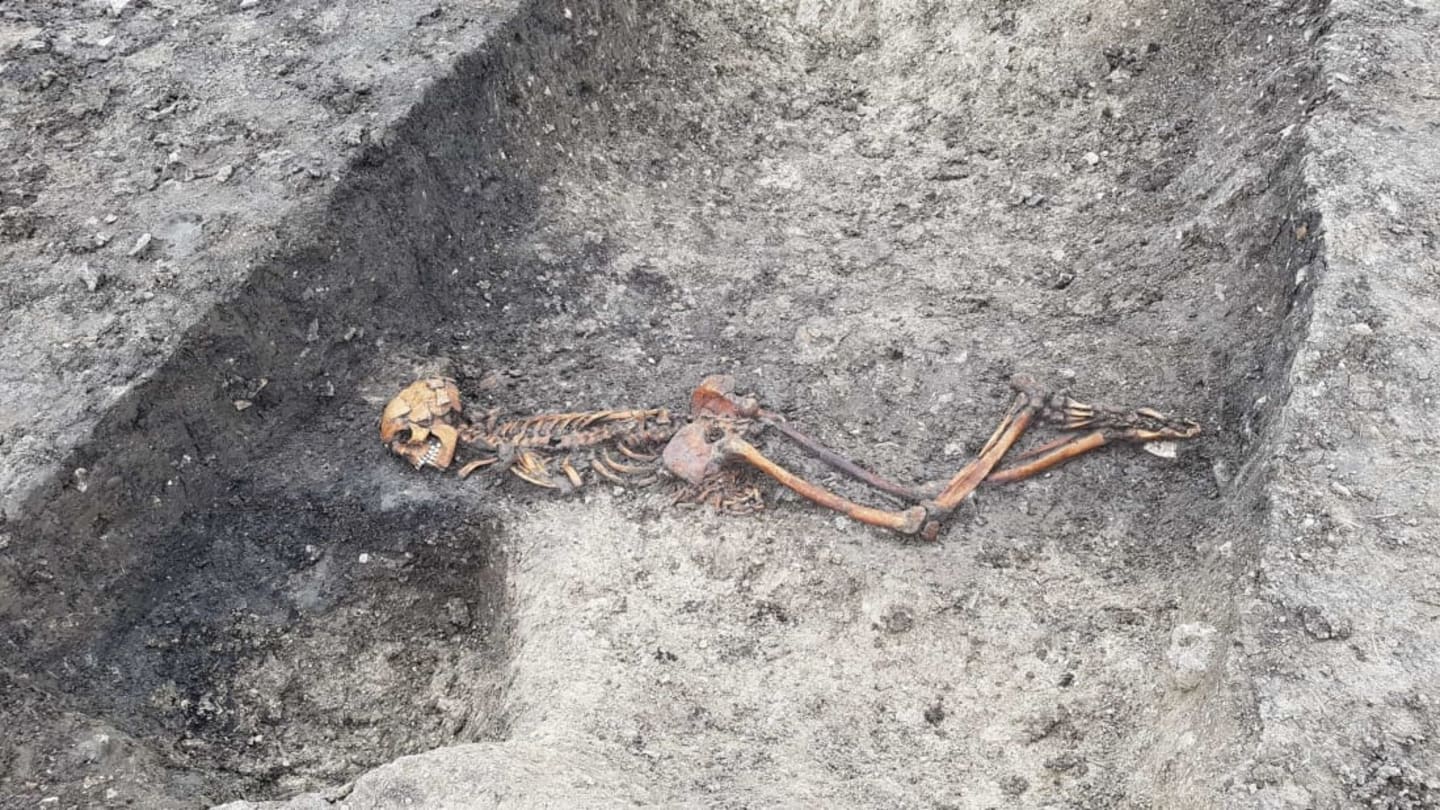 Possible Iron Age Murder Victim’s Skeleton Discovered In England