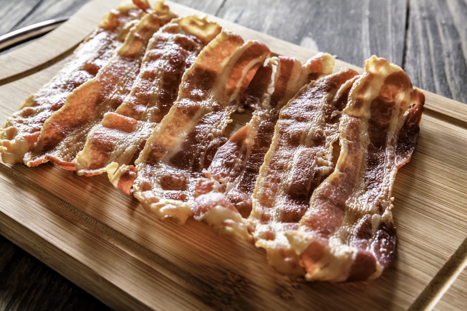 How to Make Perfectly Crunchy Bacon in the Oven