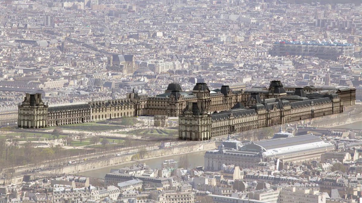 🏰 Remontez 800 ans d'histoire en vidéo ! De la forteresse médiévale au musée d'art, le palais du Louvre a connu huit siècles de transformation architecturale, incarnant l'histoire de France. 👇