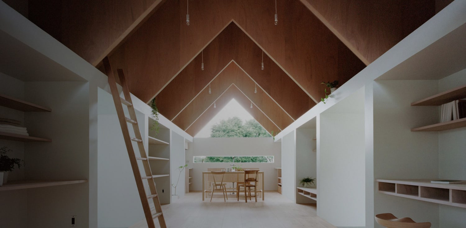 Deep Overhangs: 8 Japanese Homes With Elegant Extended Eaves