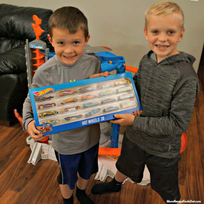 Top Hot Wheels Cars and Hot Wheels Race Track Gift Ideas