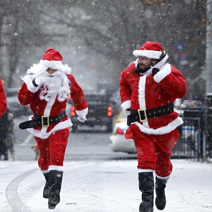 Santa rally for stocks? Get out while the getting is good, says this strategist