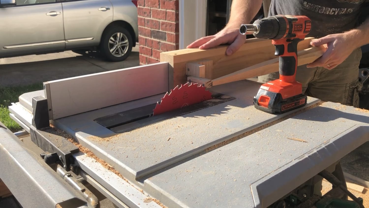 The folks over at r/woodworking thought you might like my handmade tapered table leg jig for my