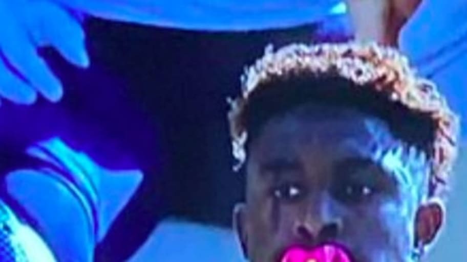 DK Metcalf Somehow Has a Different-Colored Pacifier Mouthpiece for Game Against Browns
