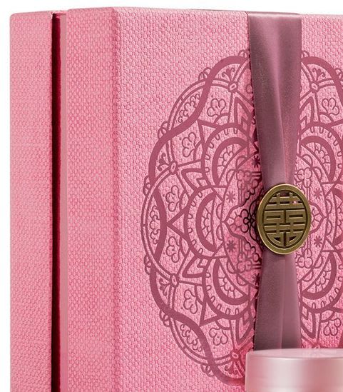10 Last-Minute Beauty Gift Sets That Will Impress Your Mom
