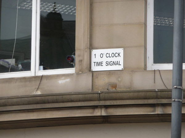 1 O'Clock Time Signal