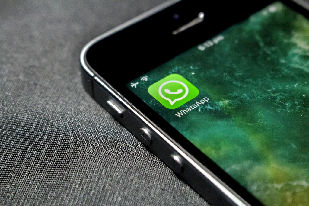 Few tricks in WhatsApp and its benefit for your business