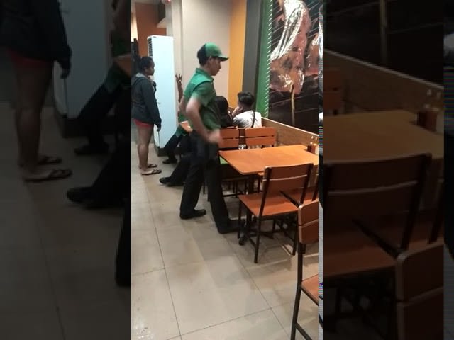 Waiter Efficiently Cleans and Sets Table - 1045981