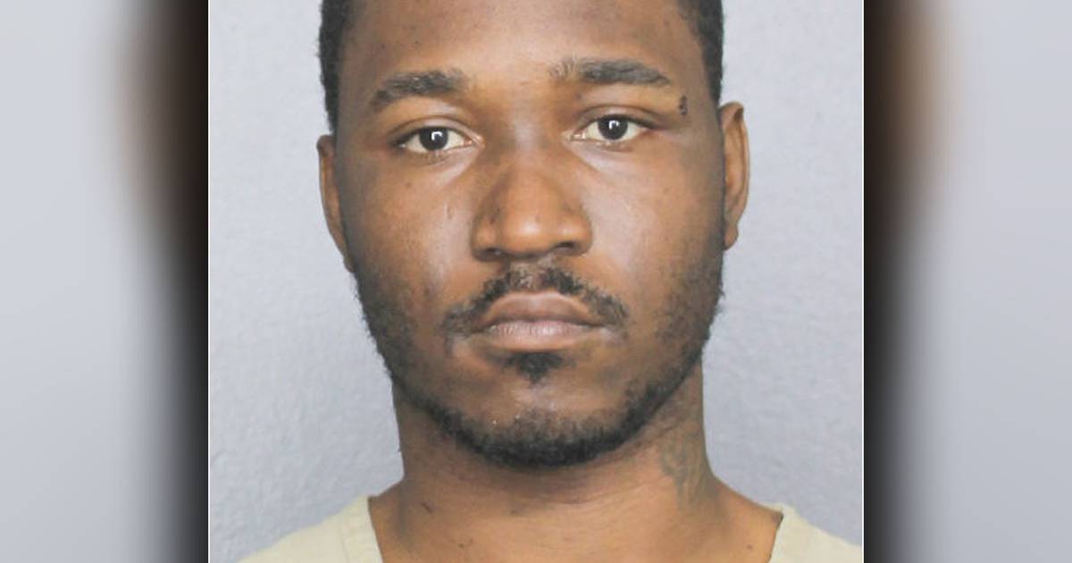 Florida man accused of throwing baby out of window, stabbing girlfriend in both eyes