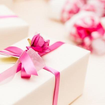 Custom Packaging Boxes - How to Find the Best Cheap Wedding Favor Boxes?