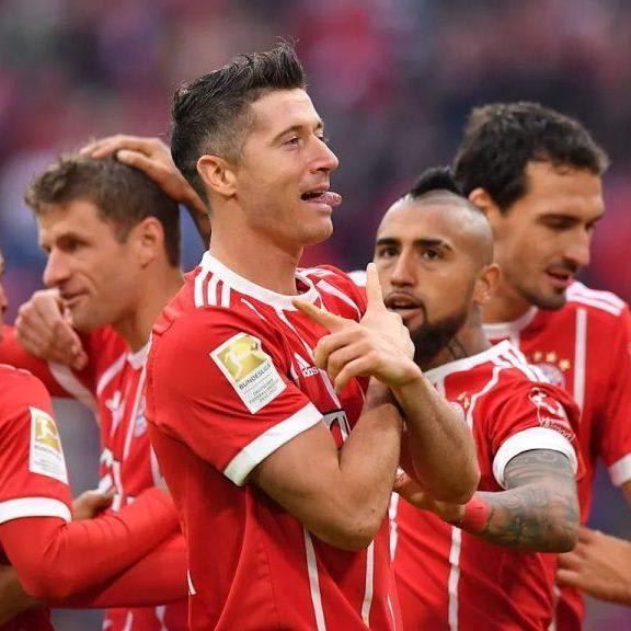 Bayern Munich Epic Brace Against Benfica