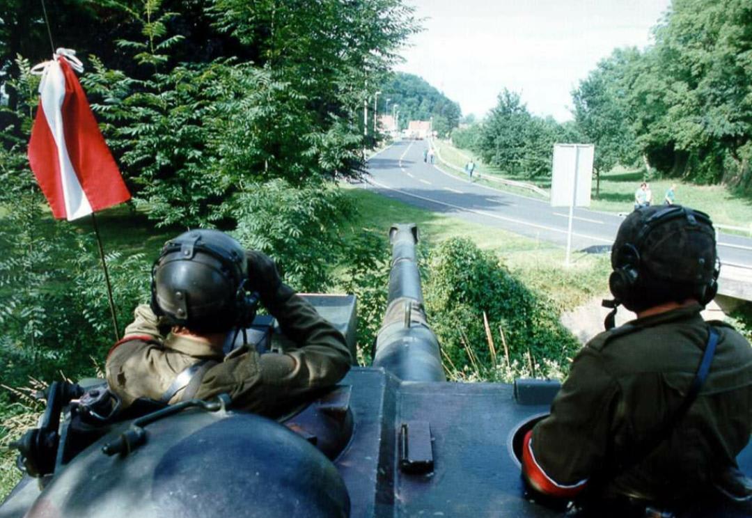 Austrian forces observing the Yugoslav border in expectation of a spillover, 1991