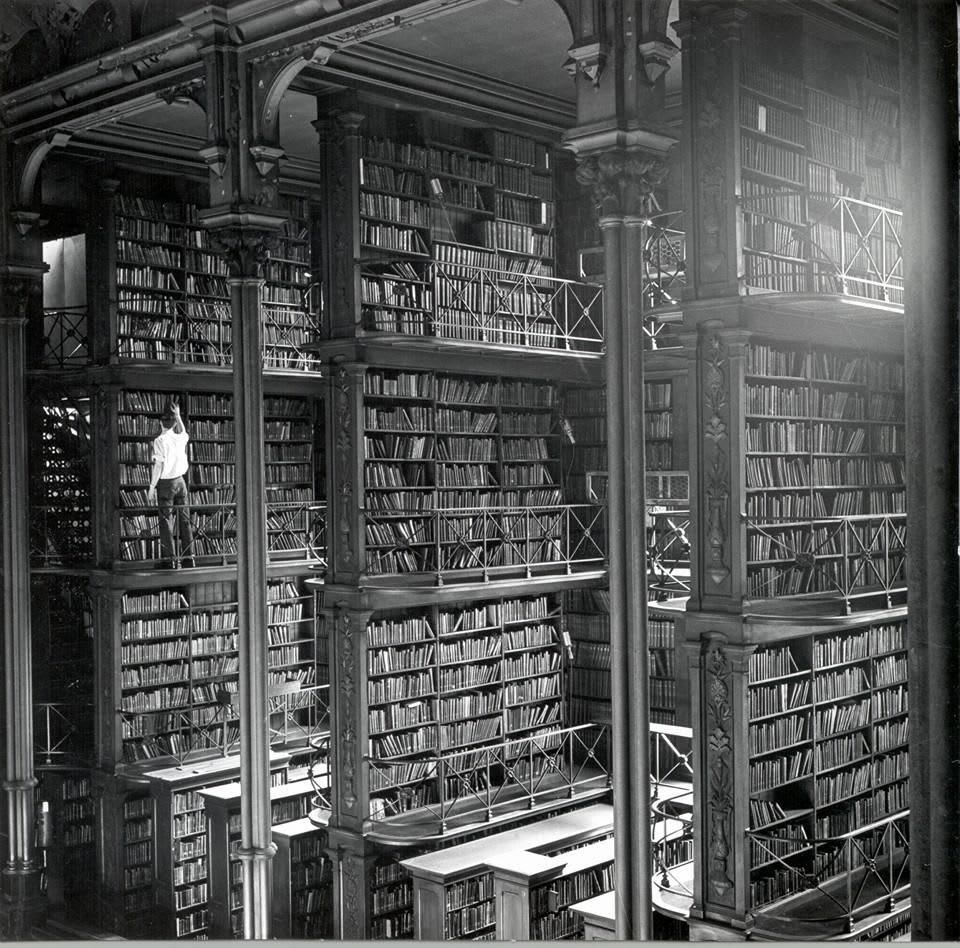 Cincinnati's old main library | Cincinnati library, Public library ...