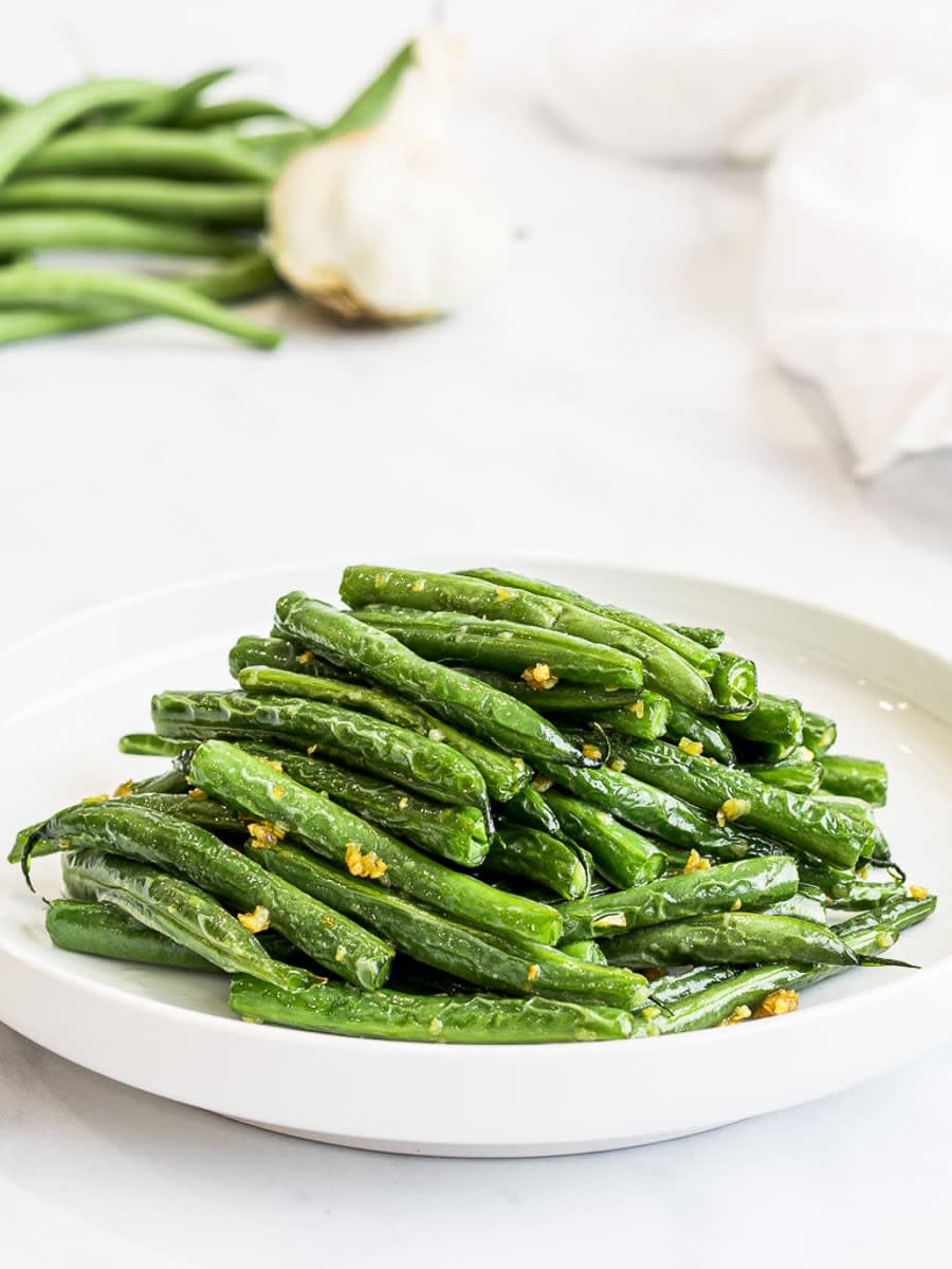 Chinese Style Dry Fried Garlic Green Beans