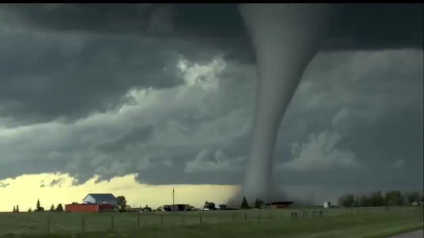 Massive tornado touching down in Wyoming (2018)