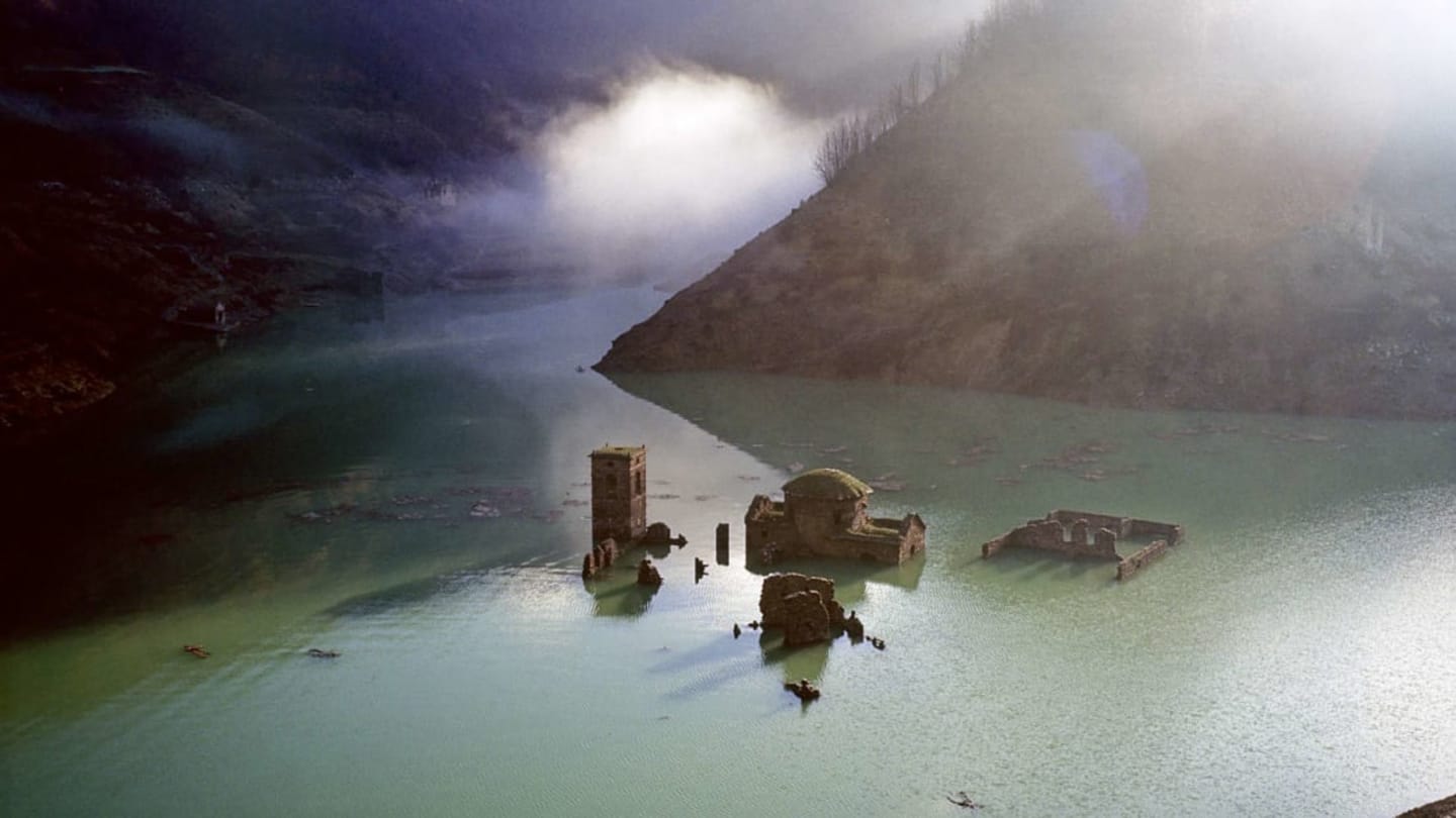 The Medieval Italian Village of Fabbriche di Careggine Has Been Underwater For Decades, But Could Be Ready to Resurface