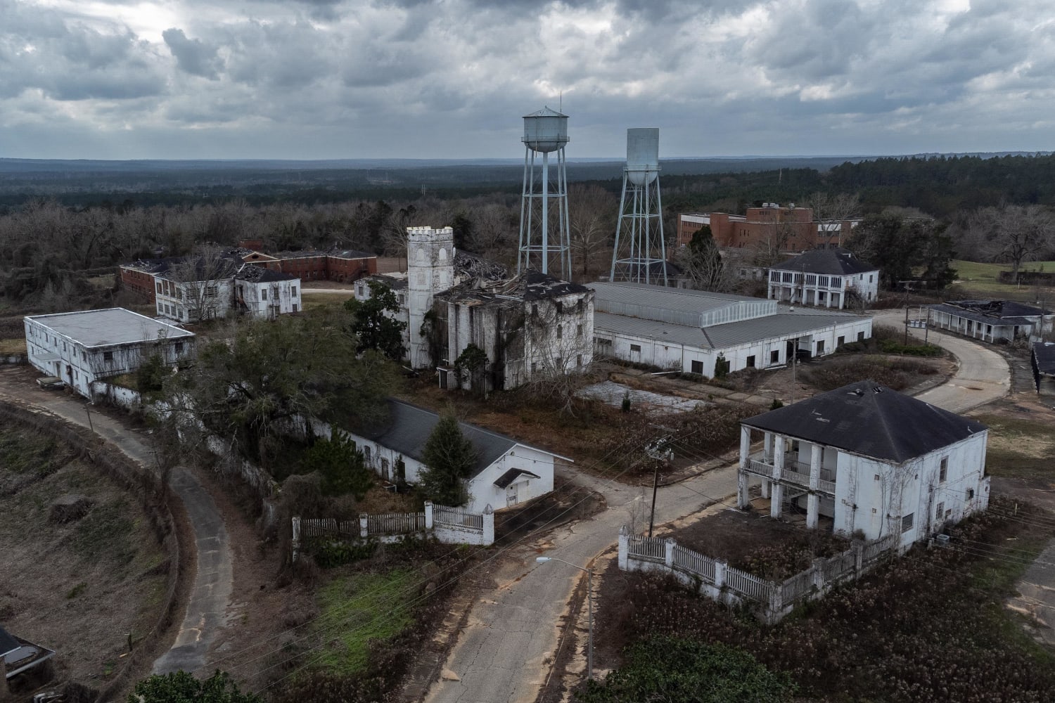 US Army munitions depot later converted to an African-American psychiatric hospital complex. Now completely abandoned.