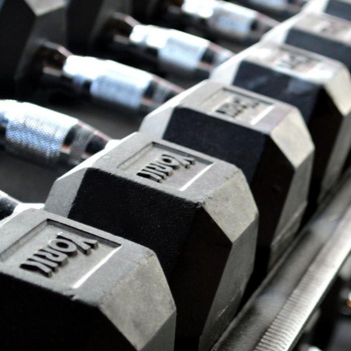 How to Switch From Machines to Free Weights