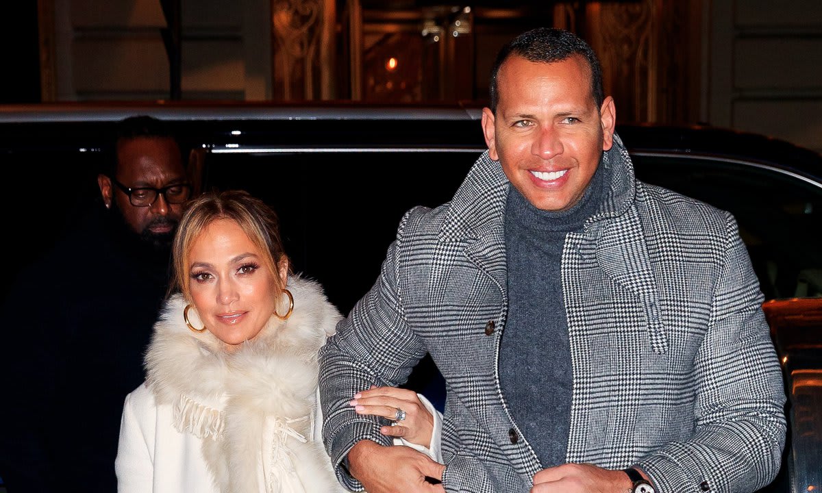 Alex Rodriguez set his dinner table for ex Jennifer Lopez and her twins