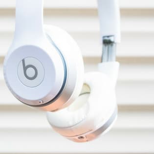 Top 10 Headphone Brands for the tech lovers