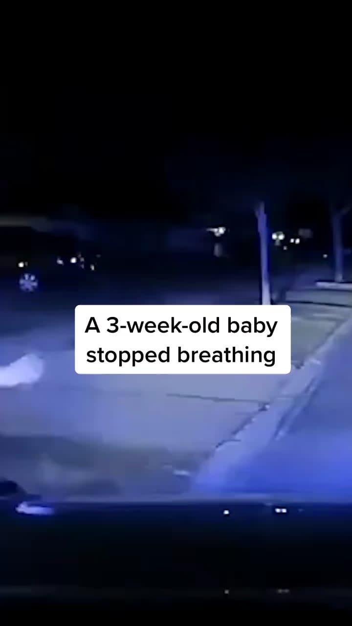 The way this responding officer cleared the baby’s airway