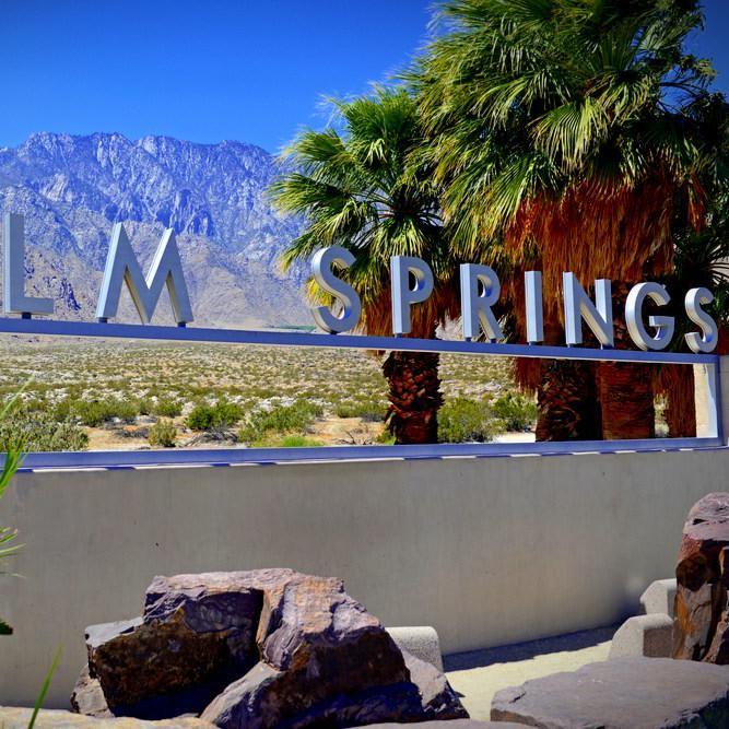 Clothing-Optional Palm Springs: Where to Bare It All - The AllTheRooms Blog