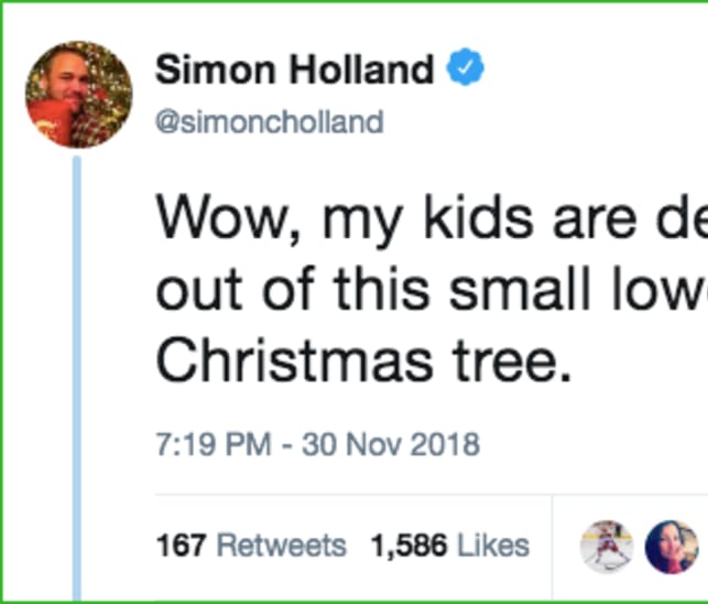 33 Funny Tweets About Christmas Tree Struggles, From Exhausted Parents
