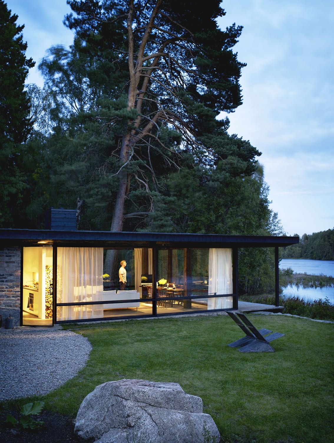 Life in a Box: the Summer House of Architect Buster Delin in Sweden | Yatzer