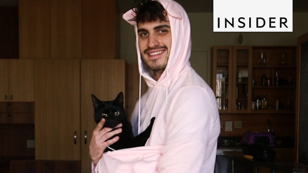 Carry Your Kitty in This Cat Hoodie